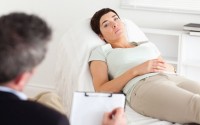 Žena koja se ne osjeća dobro, Foto: wavebreakmedia ltd-5/Shutterstock