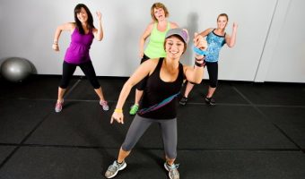 žene na vježbanju
