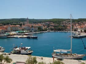 pogled na supetar