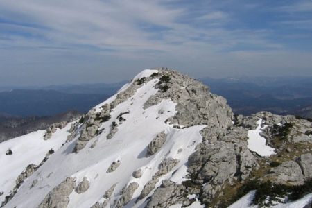 snježni vrh risnjaka