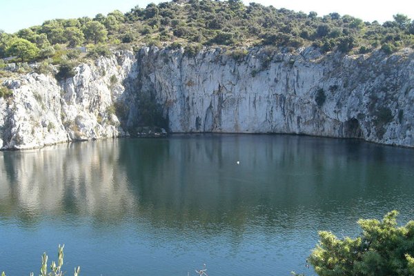 jezero zmajevo oko