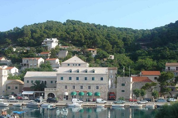 mjesto pučišća