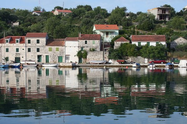 otok drvenik veli