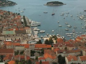 otok hvar