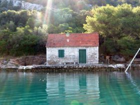 stara kamena kuća