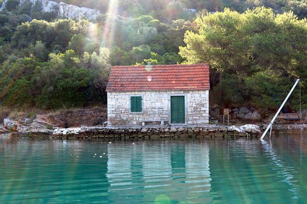 stara kamena kuća