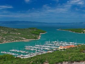 cres
