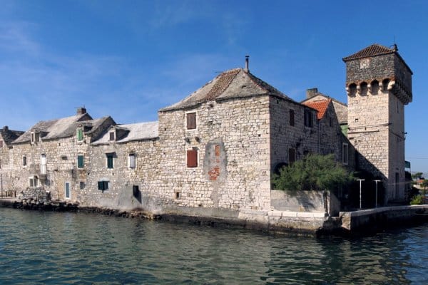 kaštel gomilica