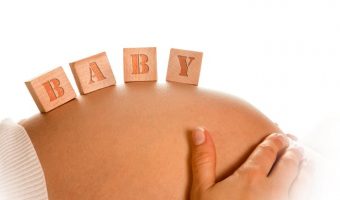 trudnica miluje trbuh
