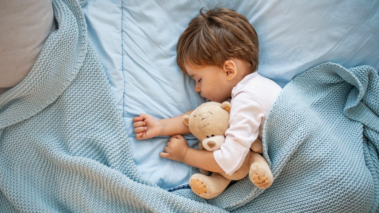 Kako uspavati više beba istovremeno: 15 efikasnih načina