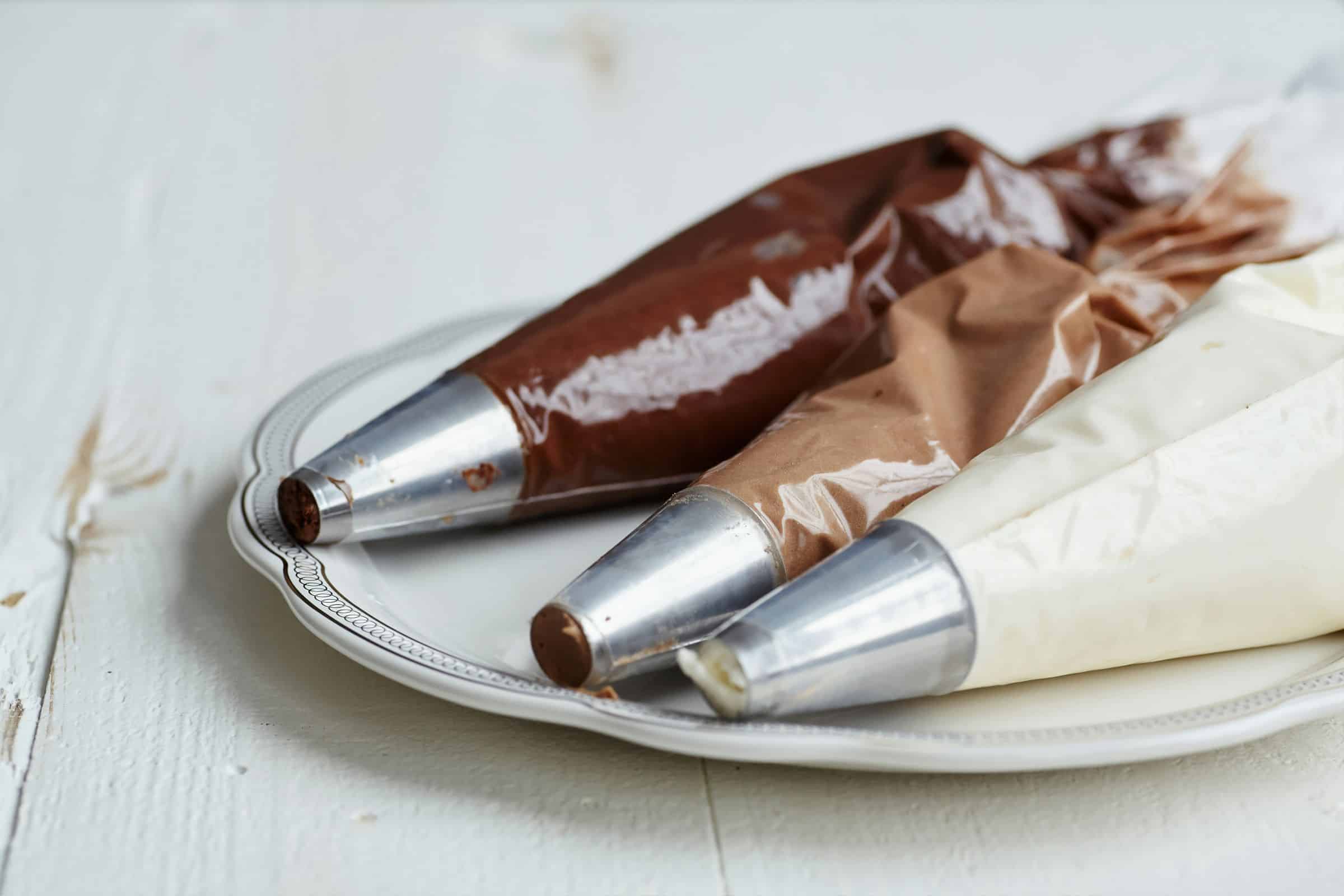 za ukrašavanje torte ne trebaju vam posebni alati, koristite ono što imate kod kuće